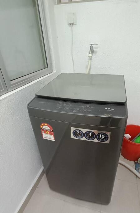 Апартаменты Joyful Sitiawan Skygarden Swimming Pool Сери-Манджунг Экстерьер фото